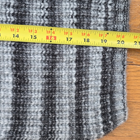 ARIZONA JEAN CO WOMEN'S JUNIOR GRAY STRIPES PULLOVER CREWNECK SWEATER SIZE XL - Picture 12 of 15